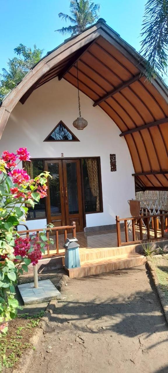 Ofal Lumbung Gili Air Exterior photo