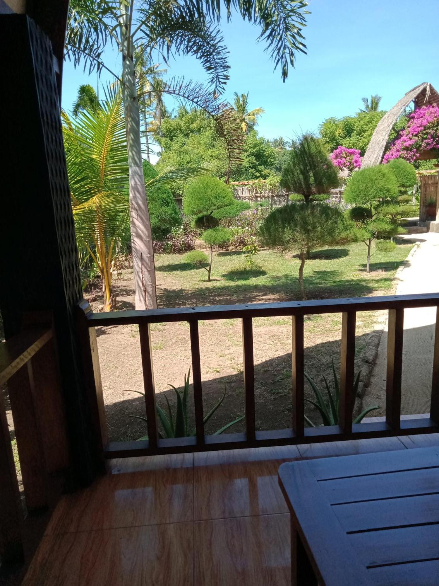 Ofal Lumbung Gili Air Exterior photo