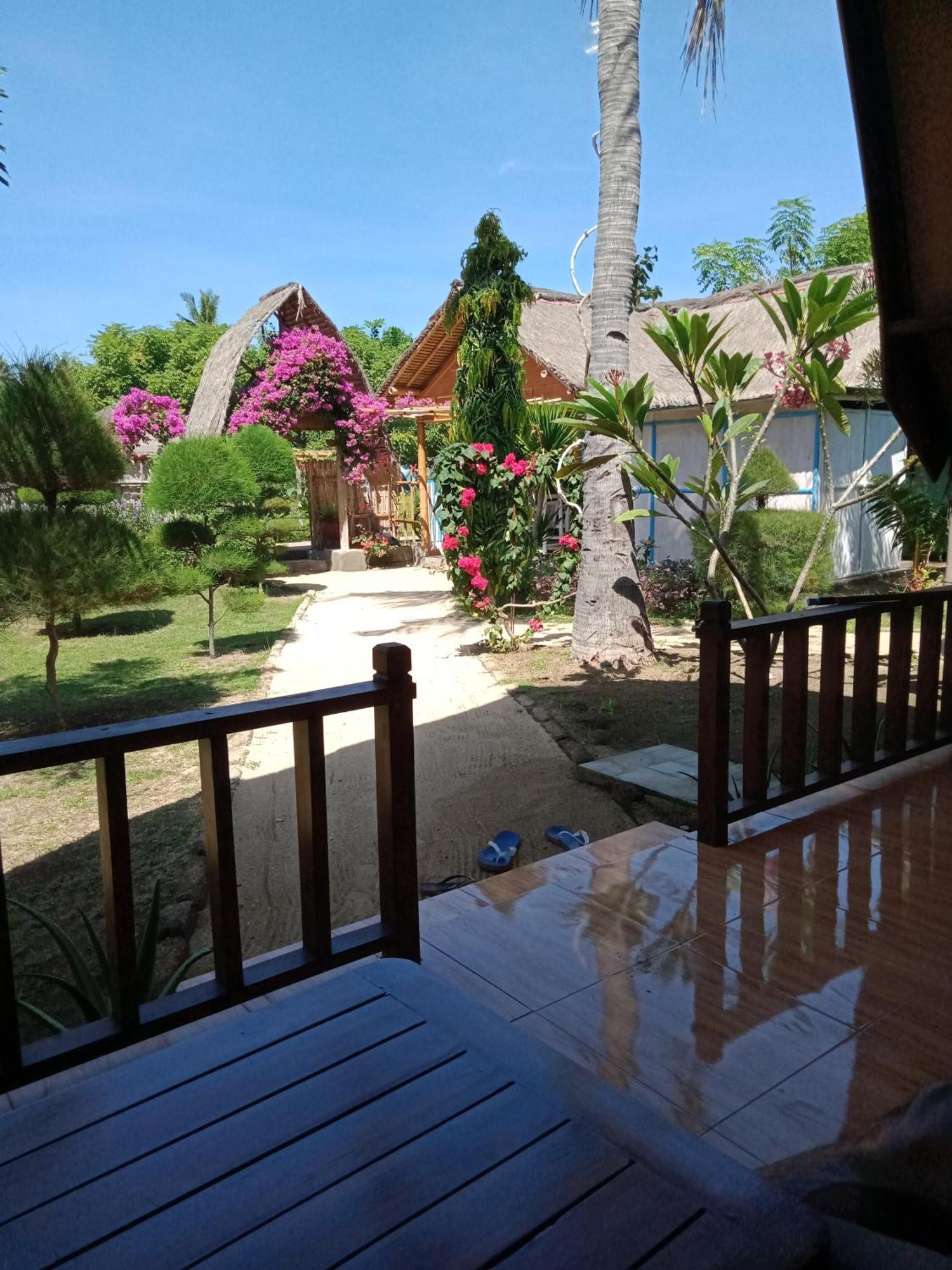 Ofal Lumbung Gili Air Exterior photo